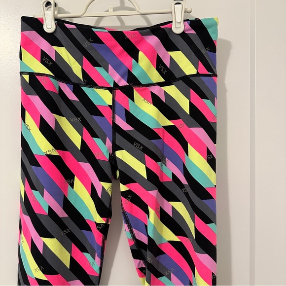 VSX Victoria’s Secret Sport Knockout Multi- Colour Geometric Print Leggings - Picture 5 of 11